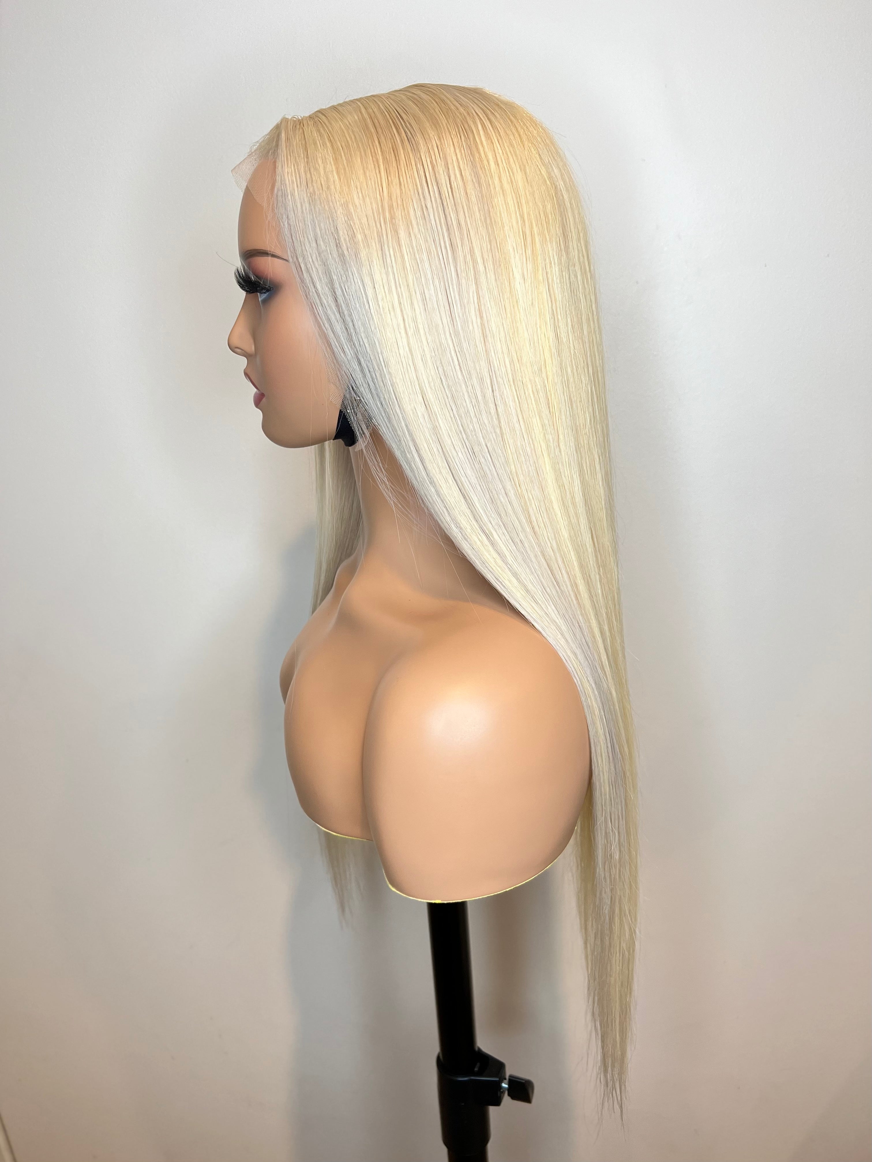 Icy Lace Front 22"