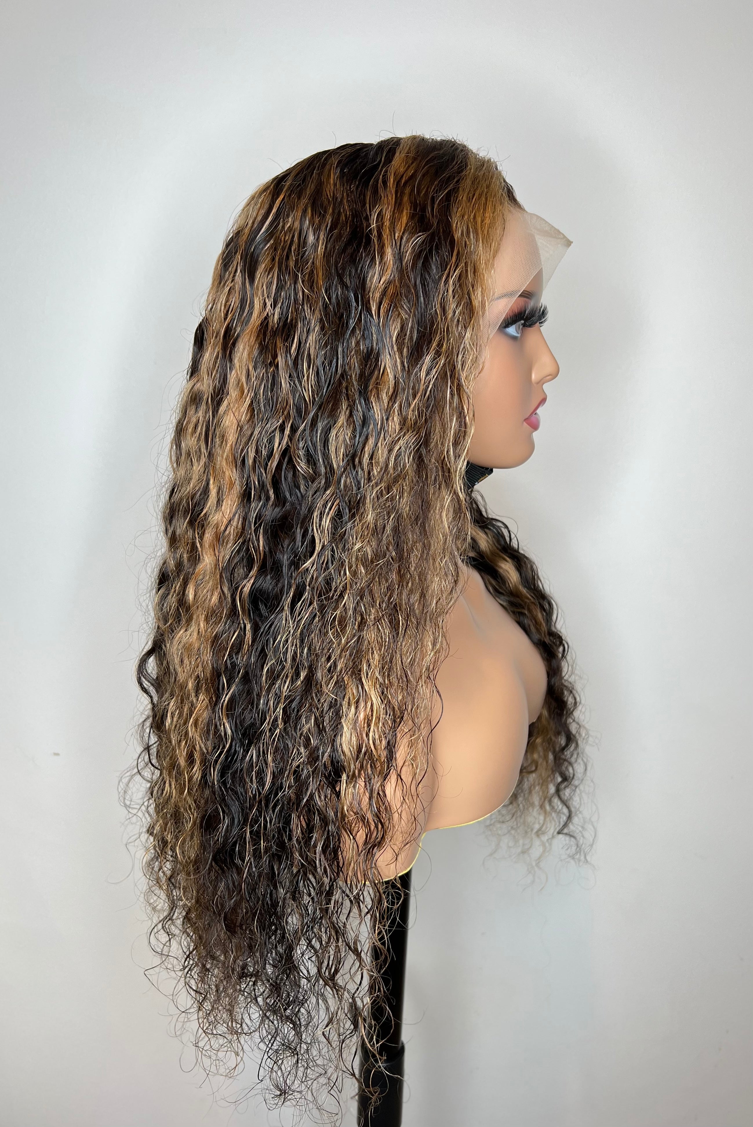 Spicy Habiba Lace Front 22”