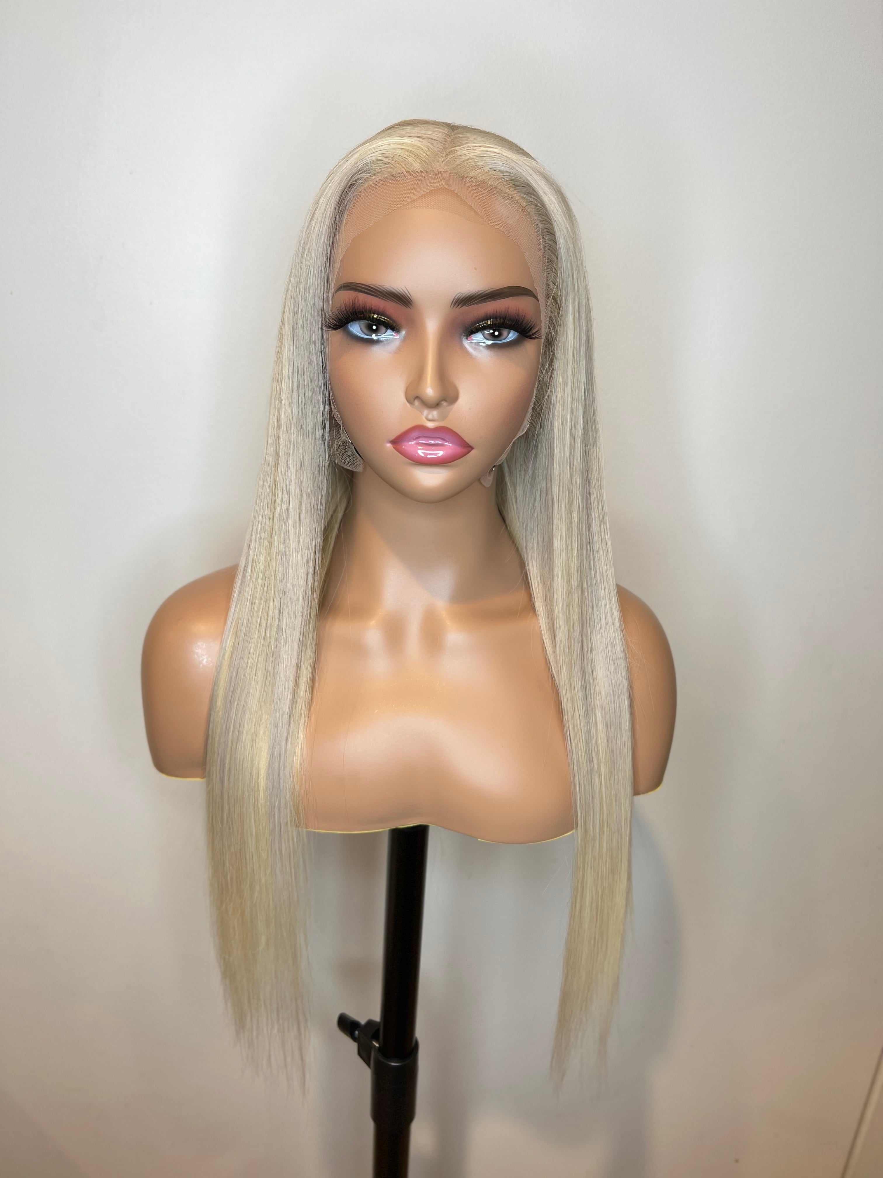 Icy Lace Front 22"